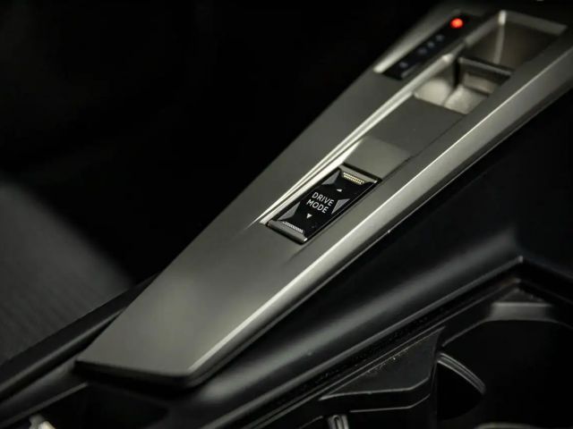 Peugeot 308 130PK AT | Camera | Navi | Adapt. Cruise Contr....