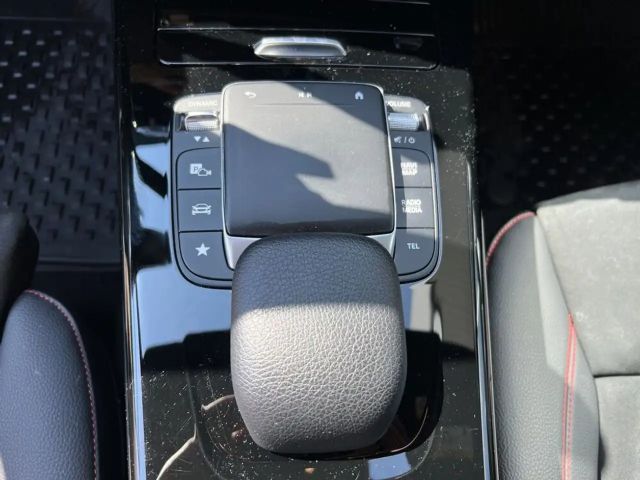 Mercedes-Benz A 180 °AMG-LINE° wenig Kilometer°