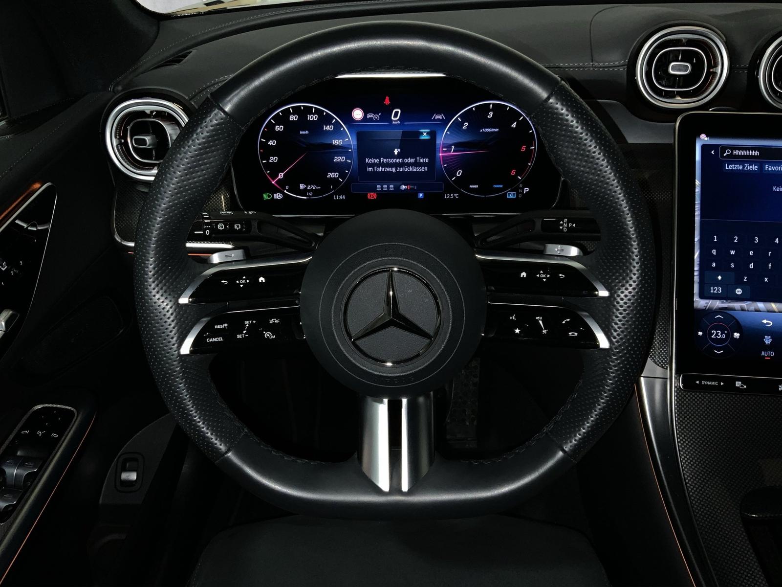 Mercedes-Benz GLC 300 4MATIC AMG Line GLC 300 d