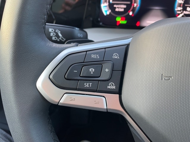 Volkswagen Golf 1.5 eTSI DSG Golf VIII