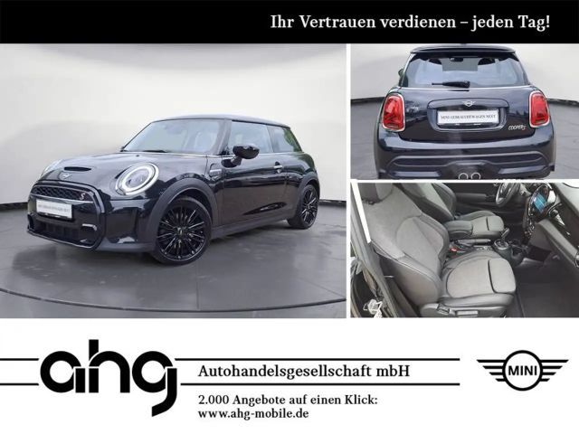 MINI Cooper S Classic Trim Aut. RFK CarPlay Sitzheiz.