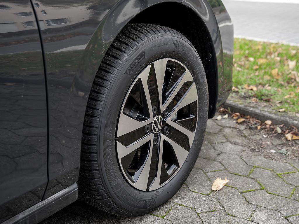 Volkswagen Golf 1.5 TSI Golf VIII