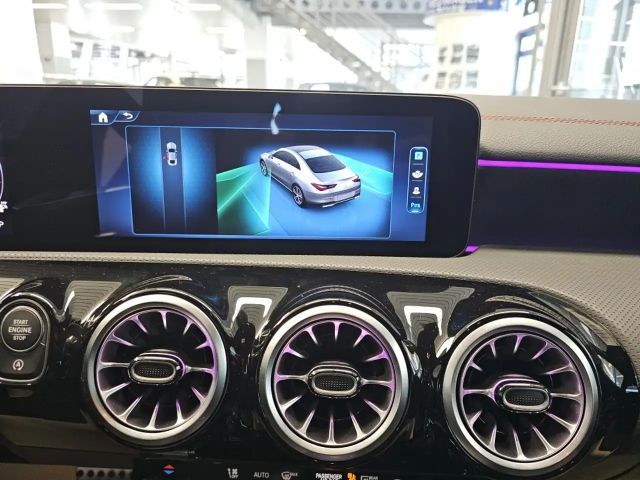 Mercedes-Benz CLA 200 AMG Line Coupé