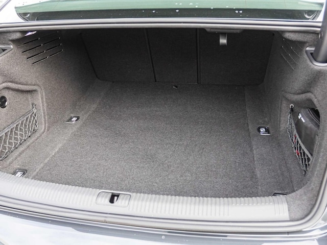 Audi A4 40 TDI Quattro S-Tronic Sedan