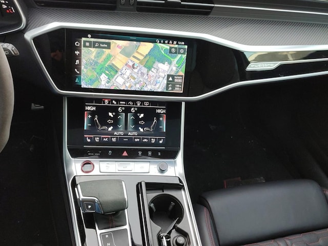 Audi RS6 Avant Quattro