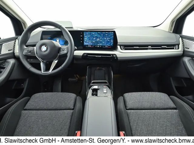 BMW 218 218d Active Tourer Sedan