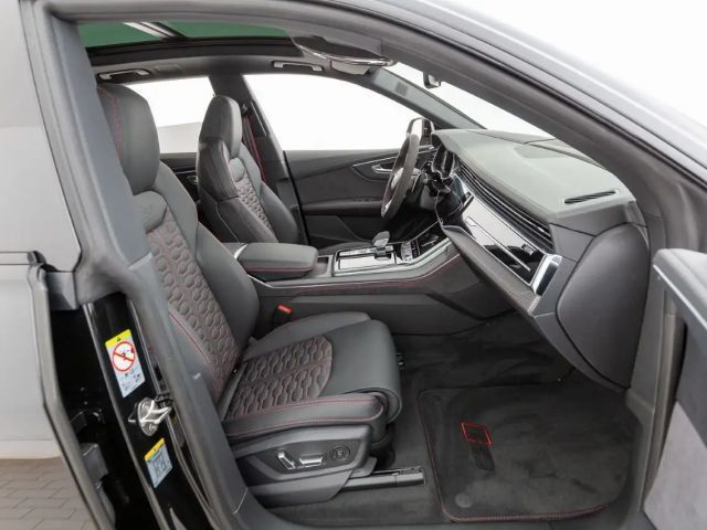 Audi RS Q8 Performance