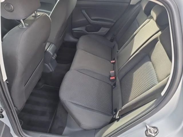 Volkswagen Polo UNITED 1,0 TSI NAVI DAB SHZ KLIMA ALU APP-CONNECT