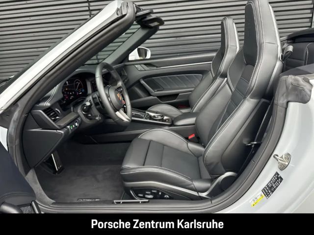 Porsche 992 4 Cabrio Carrera GTS