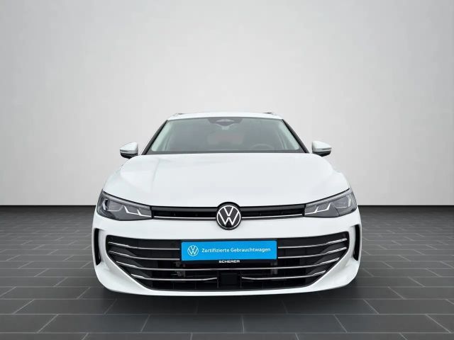 Volkswagen Passat 1.5 eTSI Business DSG Variant
