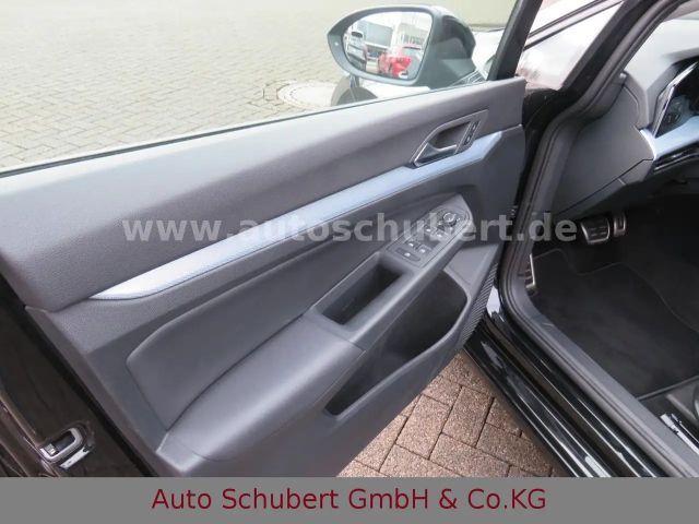 Volkswagen Golf 1.5 eTSI DSG