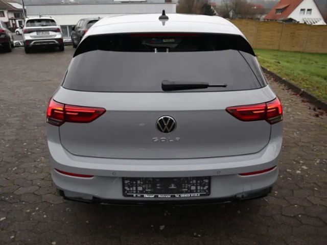 Volkswagen Golf 1.5 TSI Golf VIII R-Line Style