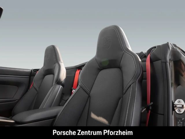 Porsche 992 4 Cabrio Carrera GTS