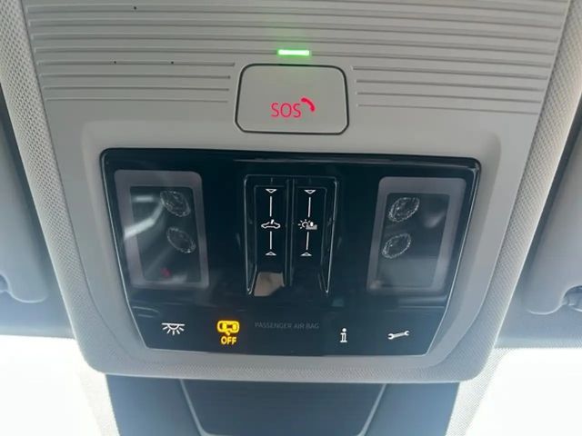 Volkswagen T-Roc 1.5 eTSI DSG IQ.Drive Style