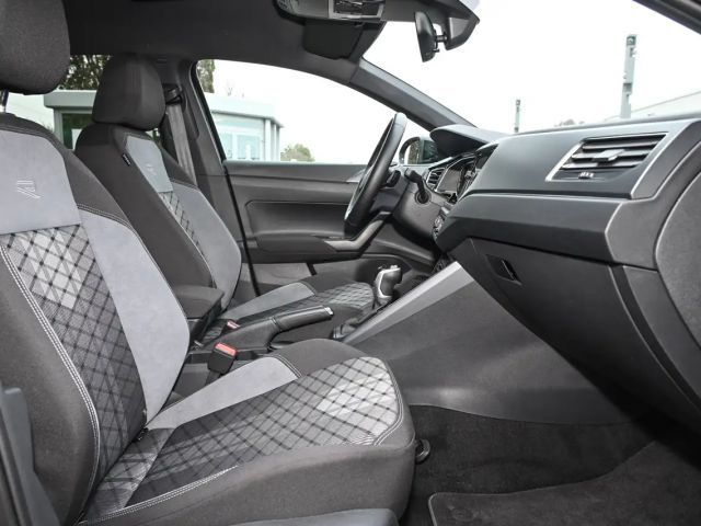 Volkswagen Taigo 1.5 TSI DSG R-Line