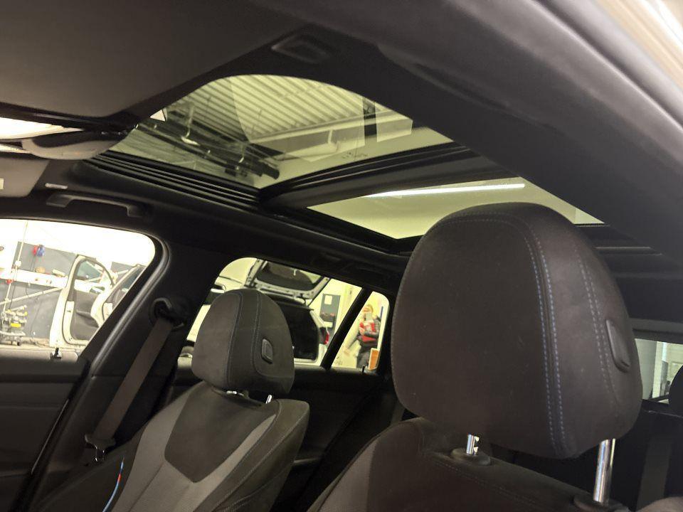 BMW 330 330e Touring