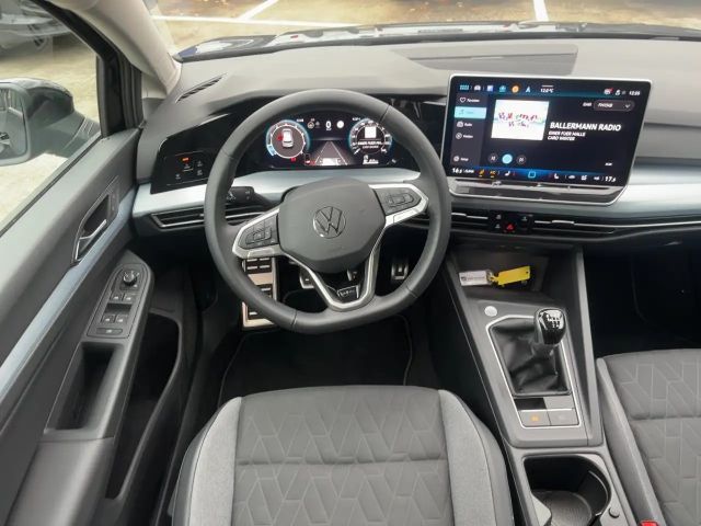 Volkswagen Golf 1.5 TSI Golf VIII