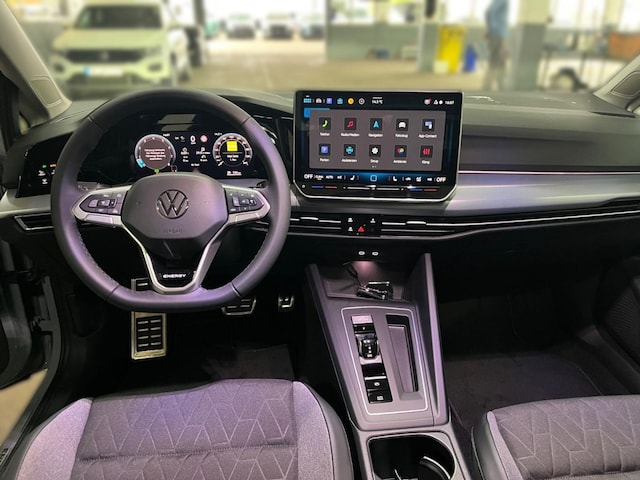 Volkswagen Golf DSG Life