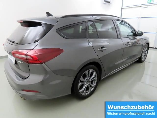 Ford Focus ST Line Wagon