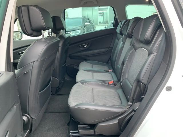 Renault Grand Scenic EDC Grand TCe 140 Techno