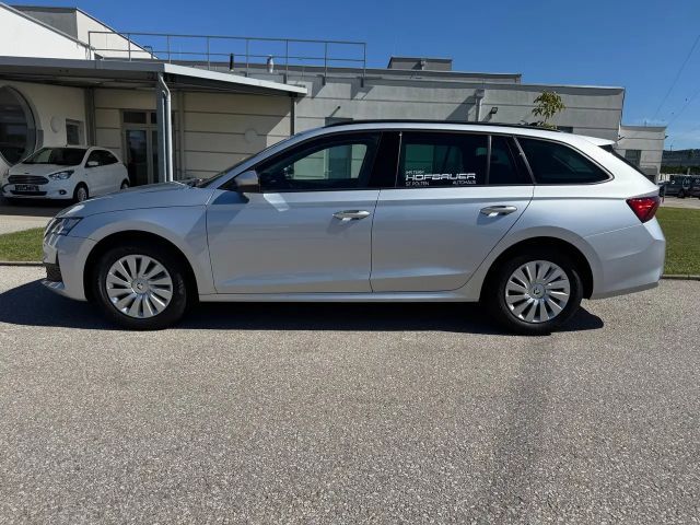 Skoda Octavia Essence TSI