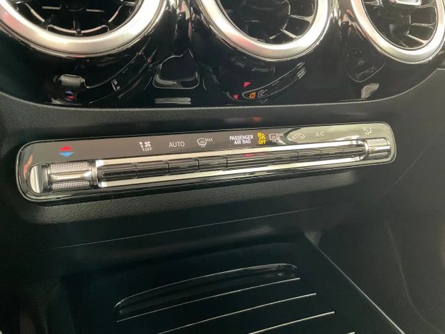 Mercedes-Benz B 180 Progressive