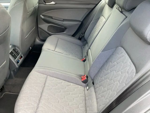 Volkswagen Golf 1.5 TSI Golf VIII Pro