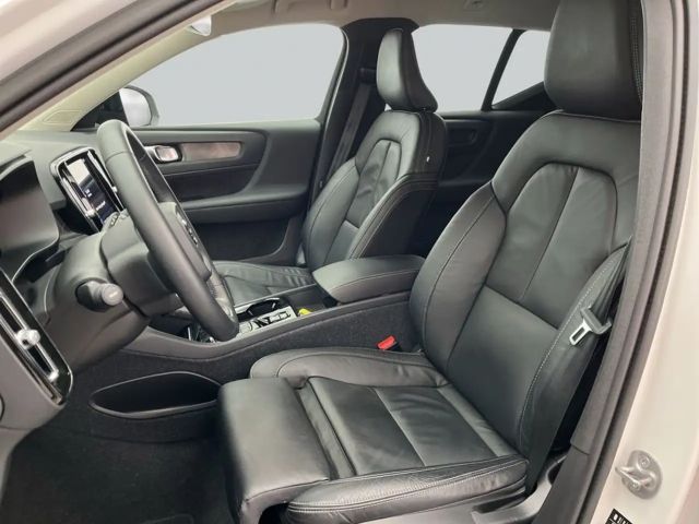 Volvo XC40 Dark Plus Recharge T5