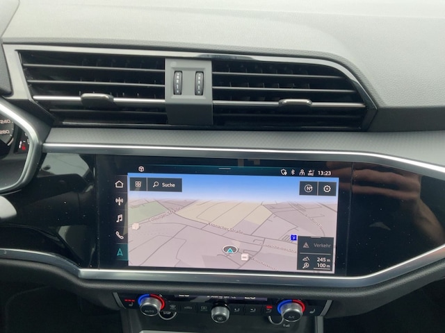 Audi Q3 35 TDI S-Tronic