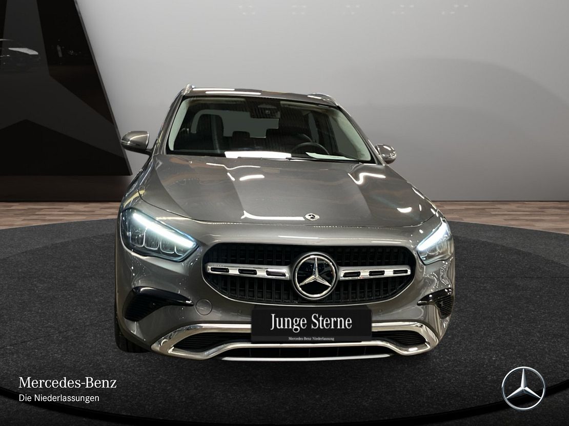 Mercedes-Benz GLA 180 Progressive