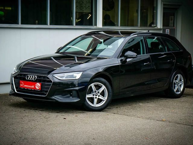 Audi A4 35 TDI Avant S-Tronic