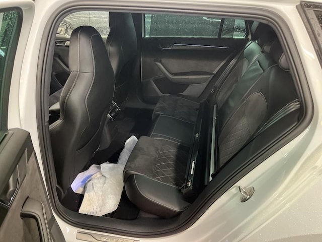 Skoda Superb 1.4 TSI Combi Sportline iV