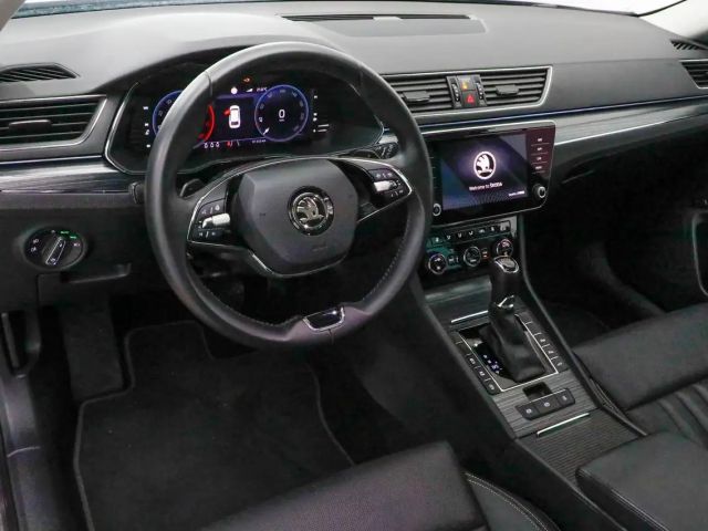 Skoda Superb 2.0 TDI Combi Style Style