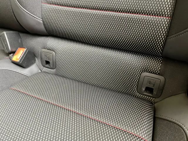 Volkswagen T-Roc 1.5 TSI DSG Sport