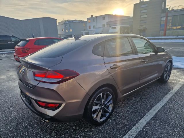 Hyundai i30 i301,5T-Aut. FASTBACK Keyless Full-Kamera-