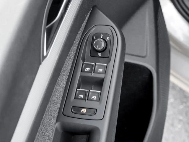 Volkswagen Golf 1.5 TSI Golf VIII Move Variant