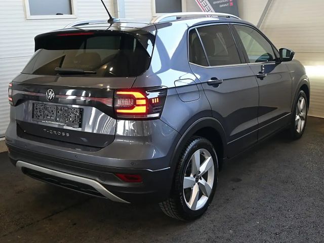Volkswagen T-Cross Style