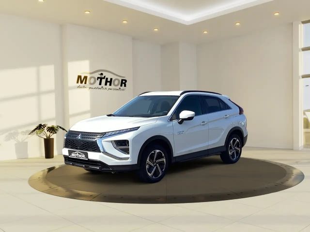 Mitsubishi Eclipse Cross Basis 2.4  Automatik TEMP KAM SHZ