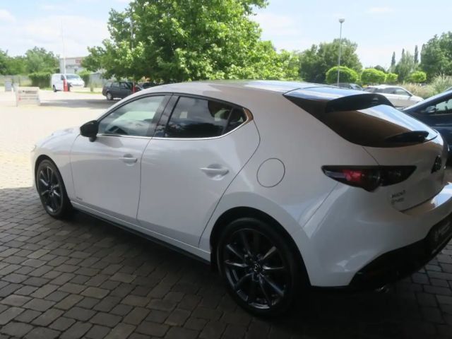 Mazda 3 Exclusive-line