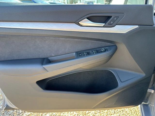 Volkswagen Golf Life Sport