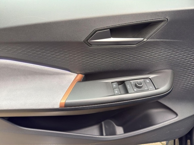 Cupra Born Born LM19 SCHALENSITZE W-PUMPE KAMERA PILOT-M