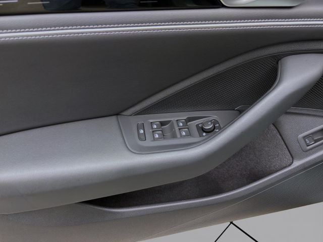 Volkswagen Passat 2.0 TDI Business DSG Variant