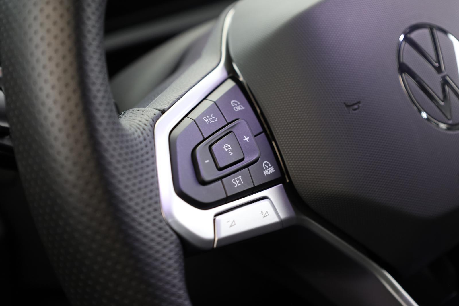 Volkswagen Tiguan 2.0 TSI DSG IQ.Drive R-Line