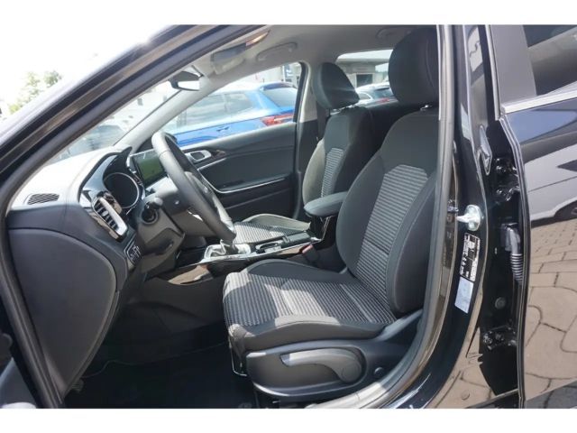 Kia Ceed 1.0T 100 Ultimate Edition Navi Kamera Indukt. 17''