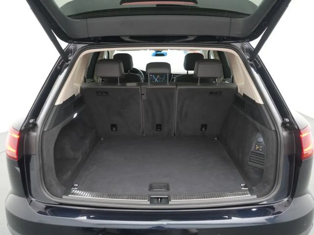 Volkswagen Touareg Atmosphere