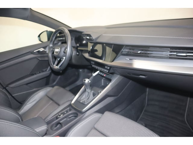 Audi A3 35 TFSI S-Line Sportback