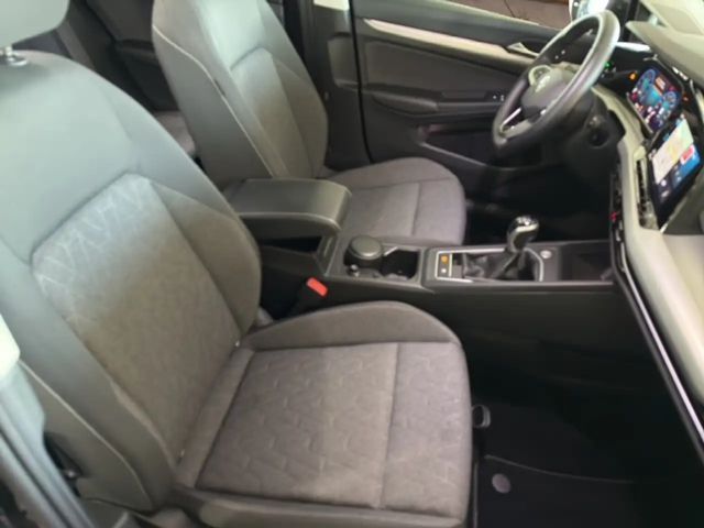 Volkswagen Golf 1.5 TSI Golf VIII Move