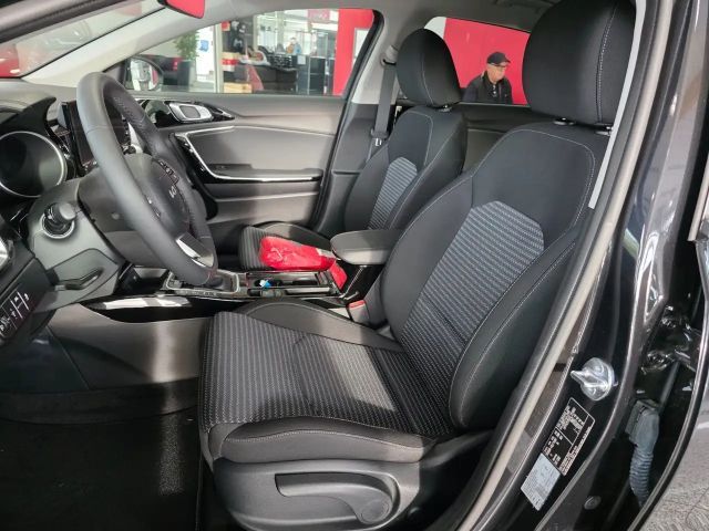 Kia Ceed Ceed Ultimate Edition Automatik Navi Kamera JBL