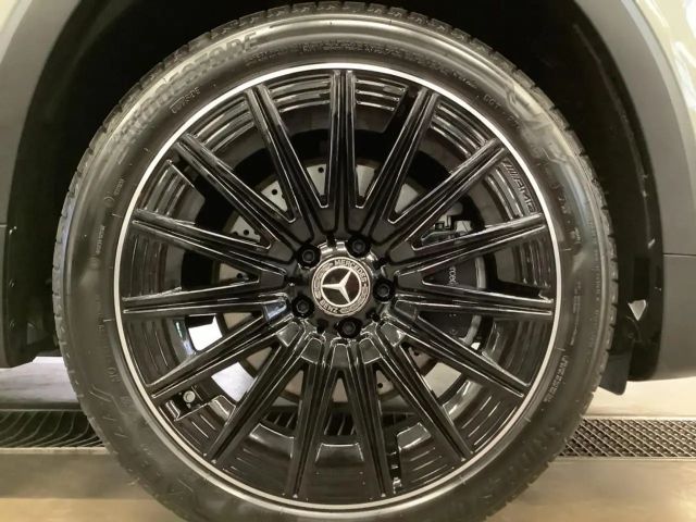 Mercedes-Benz GLB 220 4MATIC AMG Line