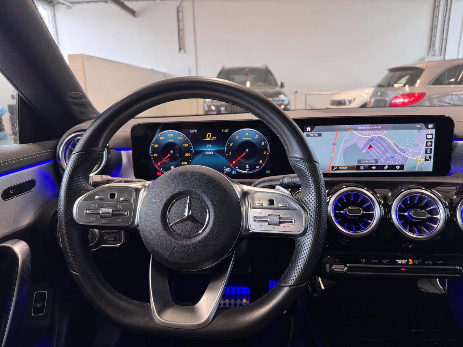 Mercedes-Benz CLA 200 AMG Line Sedan